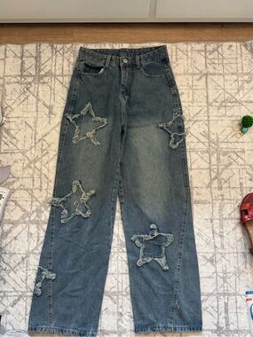 Women's Dark Wash Star Appliqué Jeans